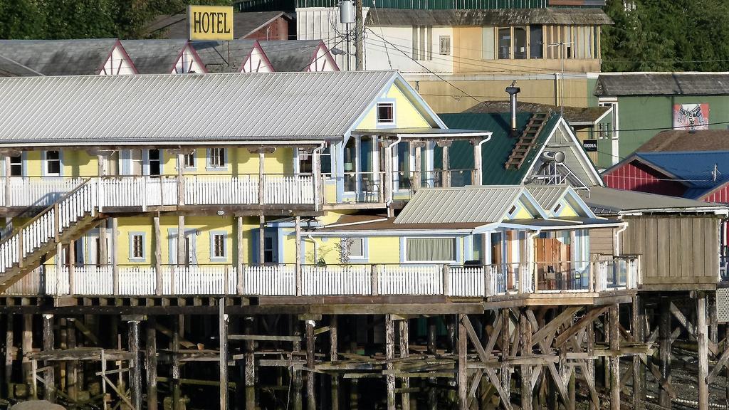 Seine Boat Inn Alert Bay Luaran gambar