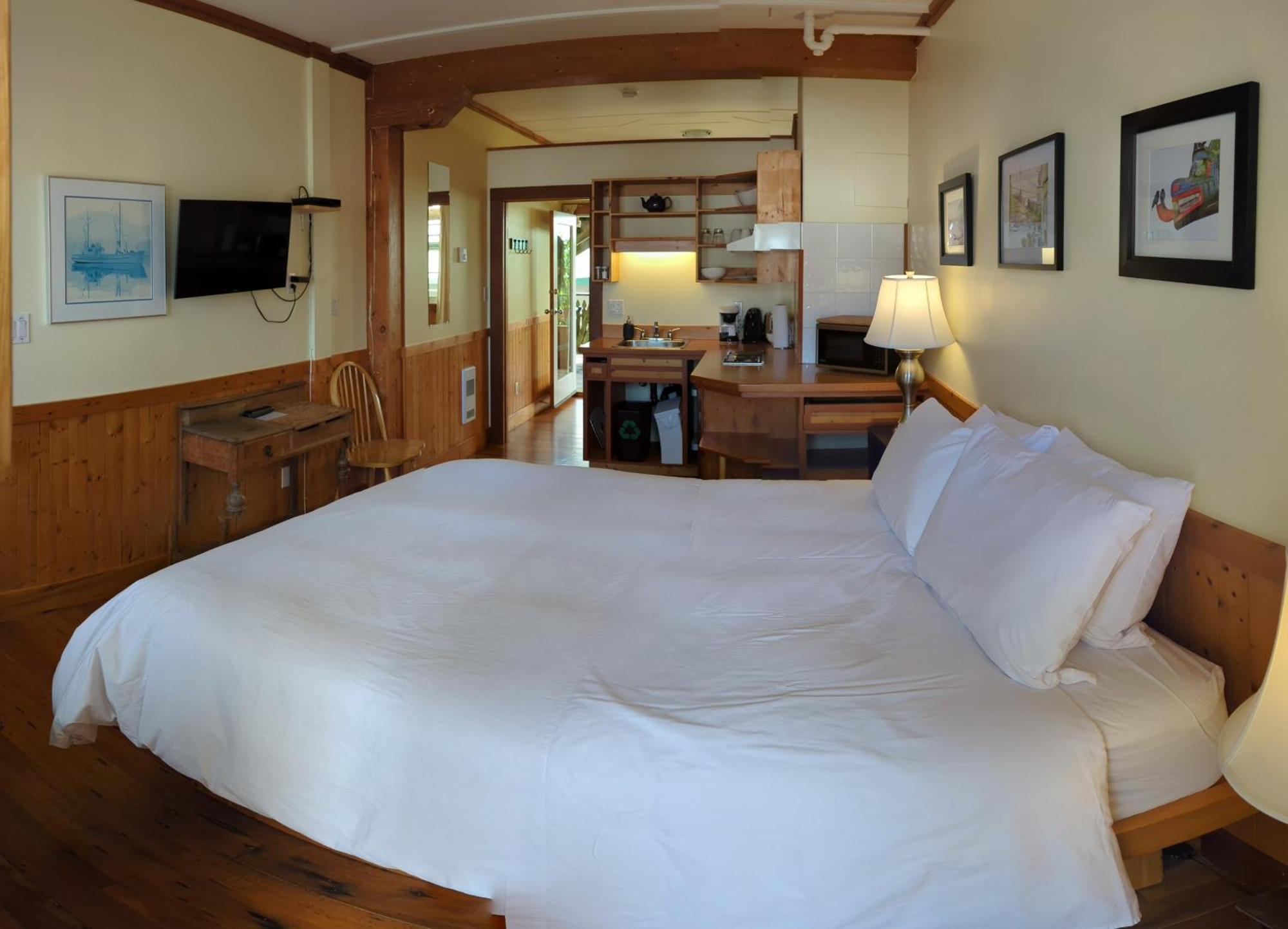 Seine Boat Inn Alert Bay Luaran gambar