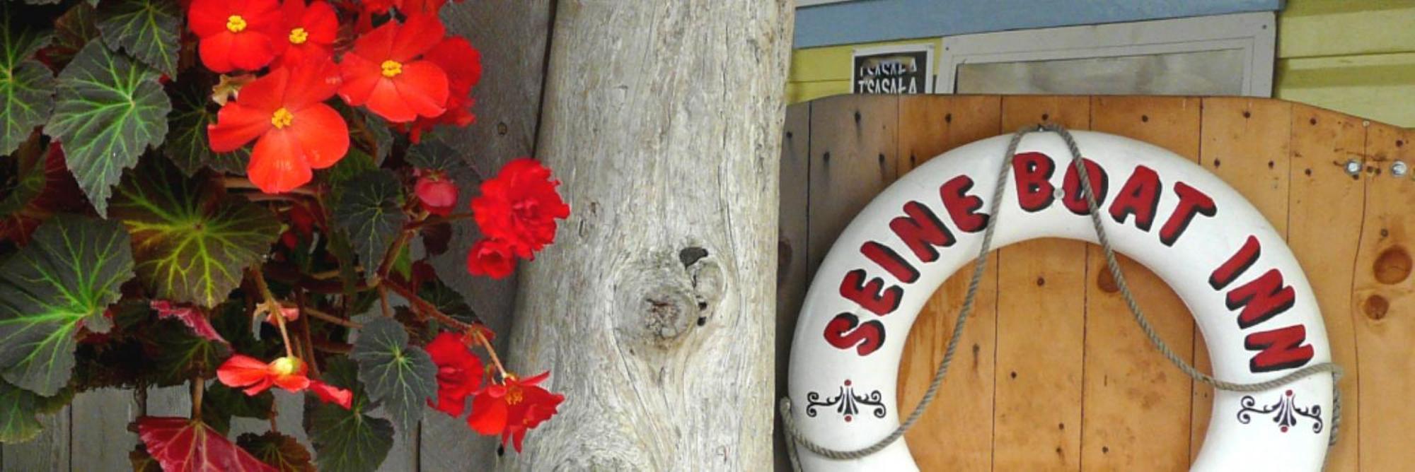Seine Boat Inn Alert Bay Luaran gambar