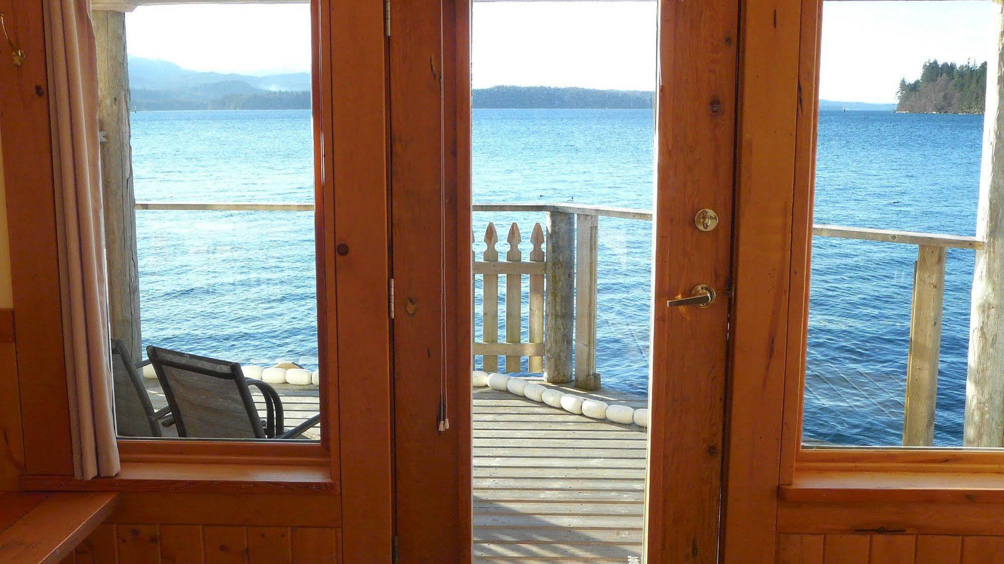 Seine Boat Inn Alert Bay Luaran gambar